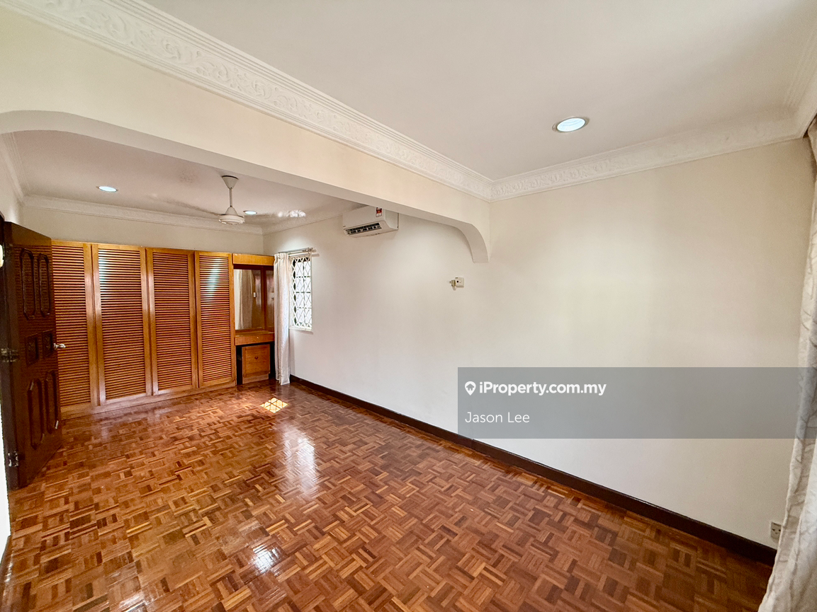 Bungalow House for Sale in Taman Bangsar, Bangsar by Jason Lee - iProperty.com.my