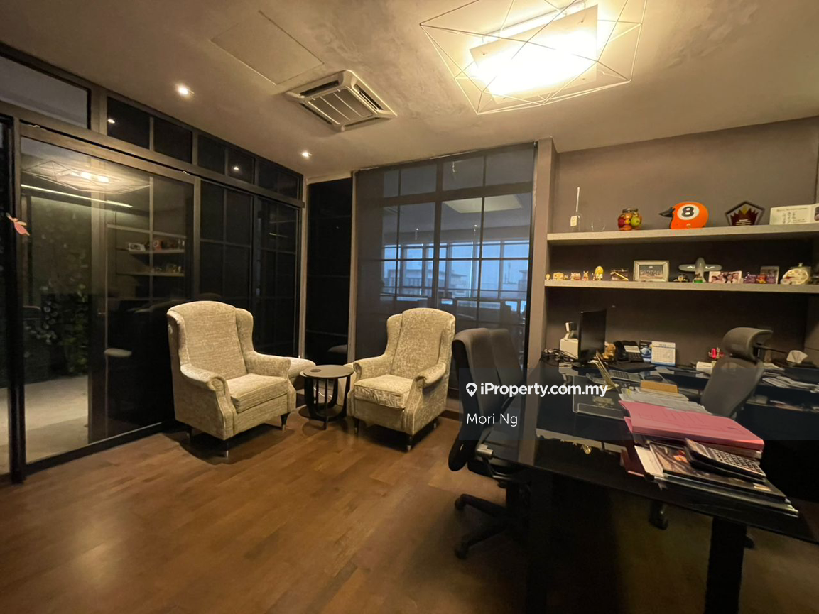 Semi-D Kilang untuk Dijual di Taman Sains Selangor, Kota Damansara oleh Mori Ng - iProperty.com.my