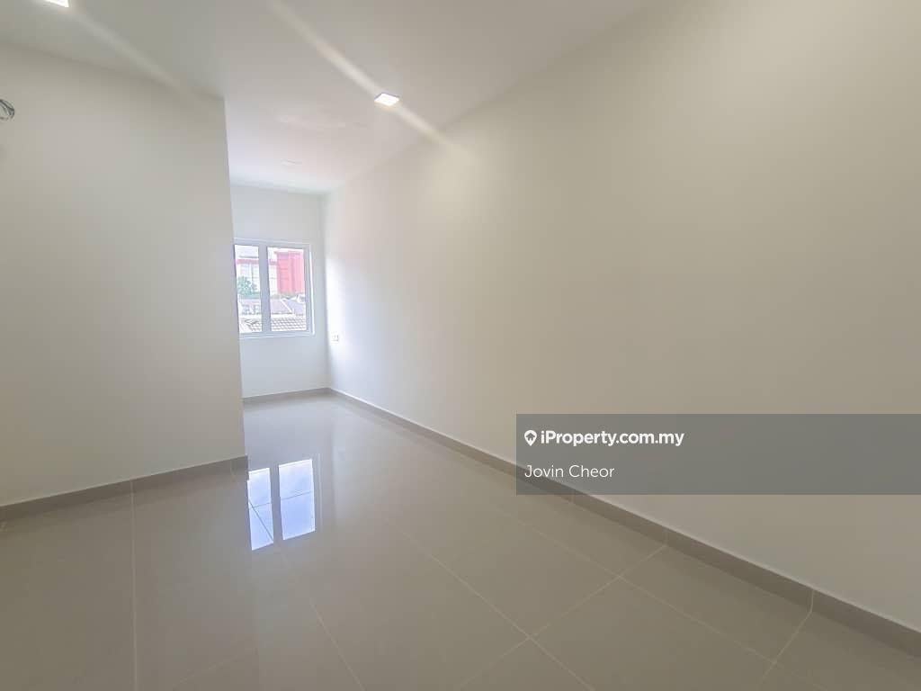 Rumah Berangkai 2 Tingkat untuk Dijual di Sri Petaling, Kuala Lumpur oleh Jovin Cheor - iProperty.com.my