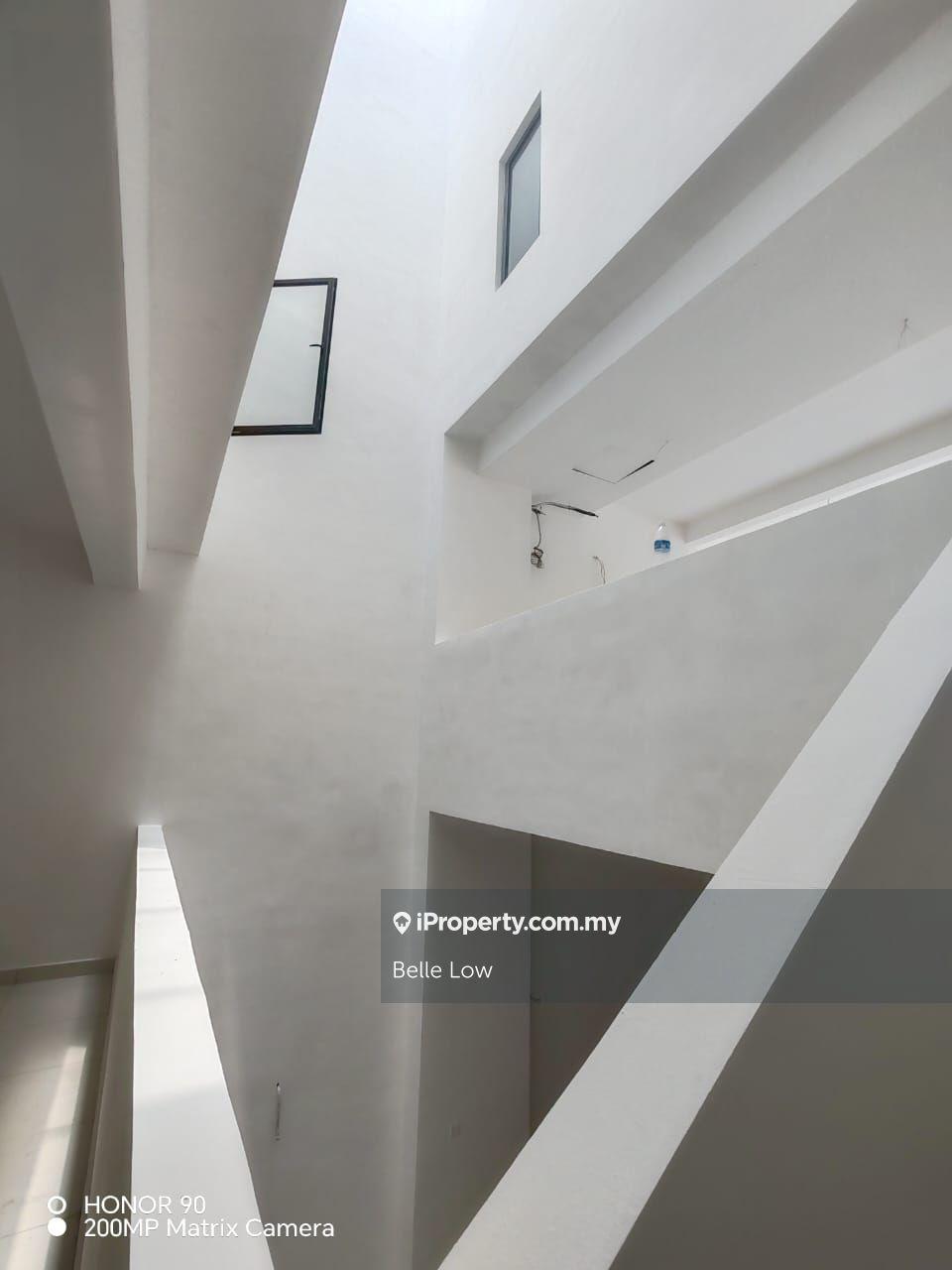 4-storey Terraced House for Sale in Damansara Perdana, Selangor by Belle Low - iProperty.com.my