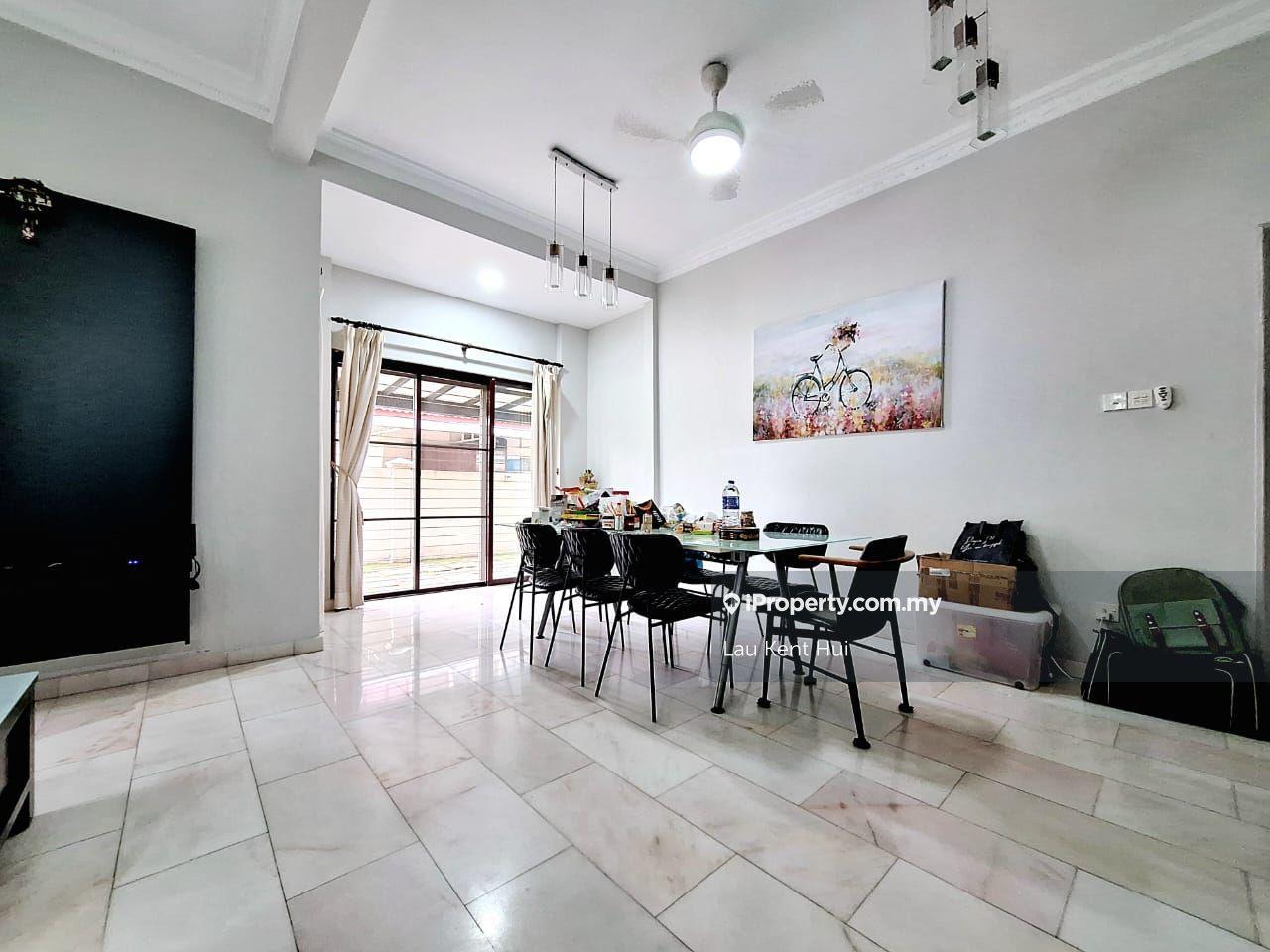 Rumah Berkembar untuk Dijual di Taman Lestari Perdana, Seri Kembangan oleh Lau Kent Hui - iProperty.com.my