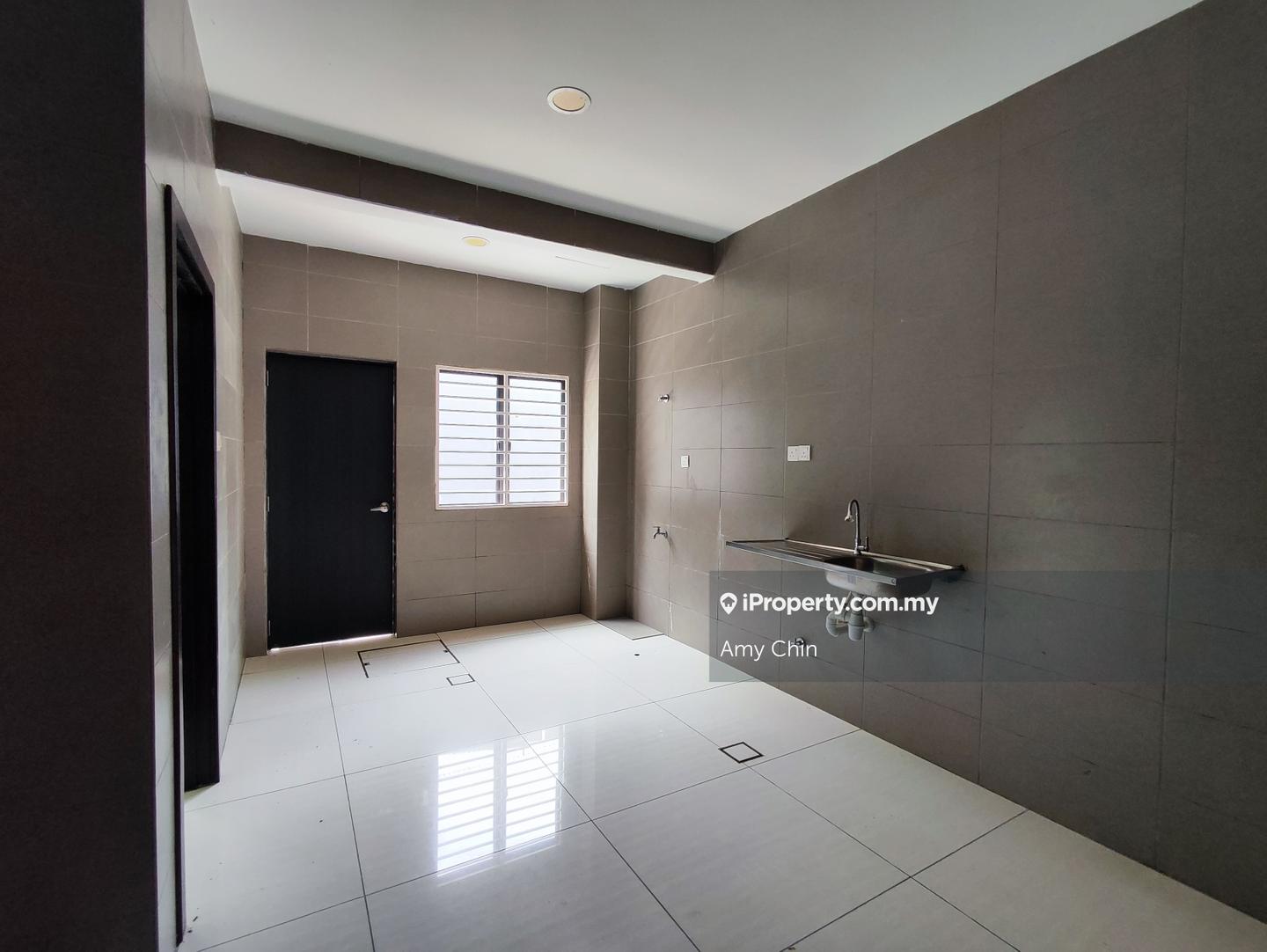 Rumah Bandar untuk Dijual di Wira Heights, Bandar Sungai Long oleh Amy Chin - iProperty.com.my