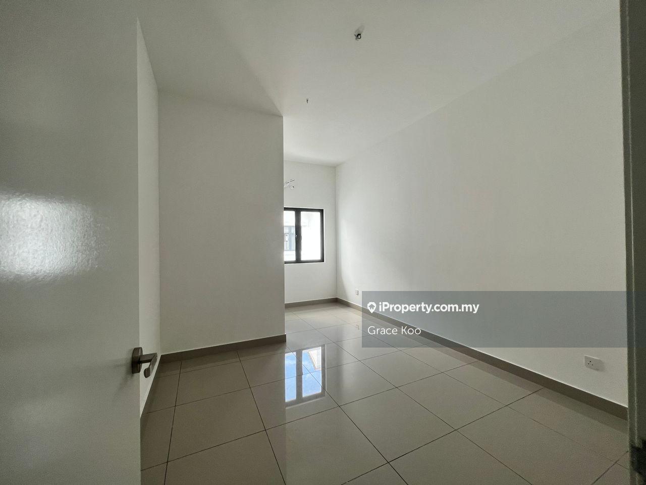 Rumah Berangkai 2 Tingkat untuk Dijual di Sejati Lakeside Residence Phase 1, Cyberjaya oleh Grace Koo - iProperty.com.my