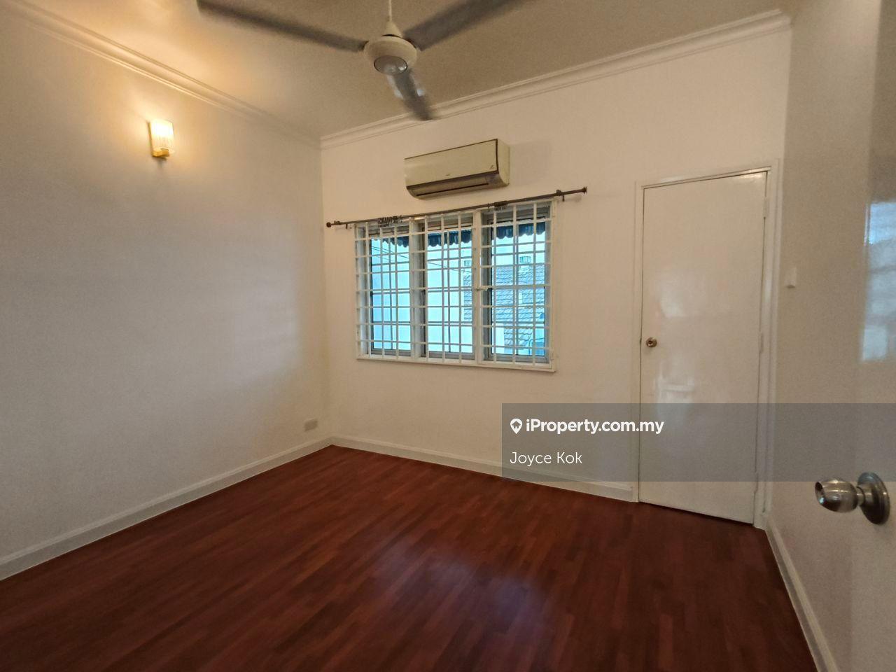 Rumah Berangkai 2 Tingkat untuk Dijual di Usj 5, Subang Jaya oleh Joyce Kok - iProperty.com.my