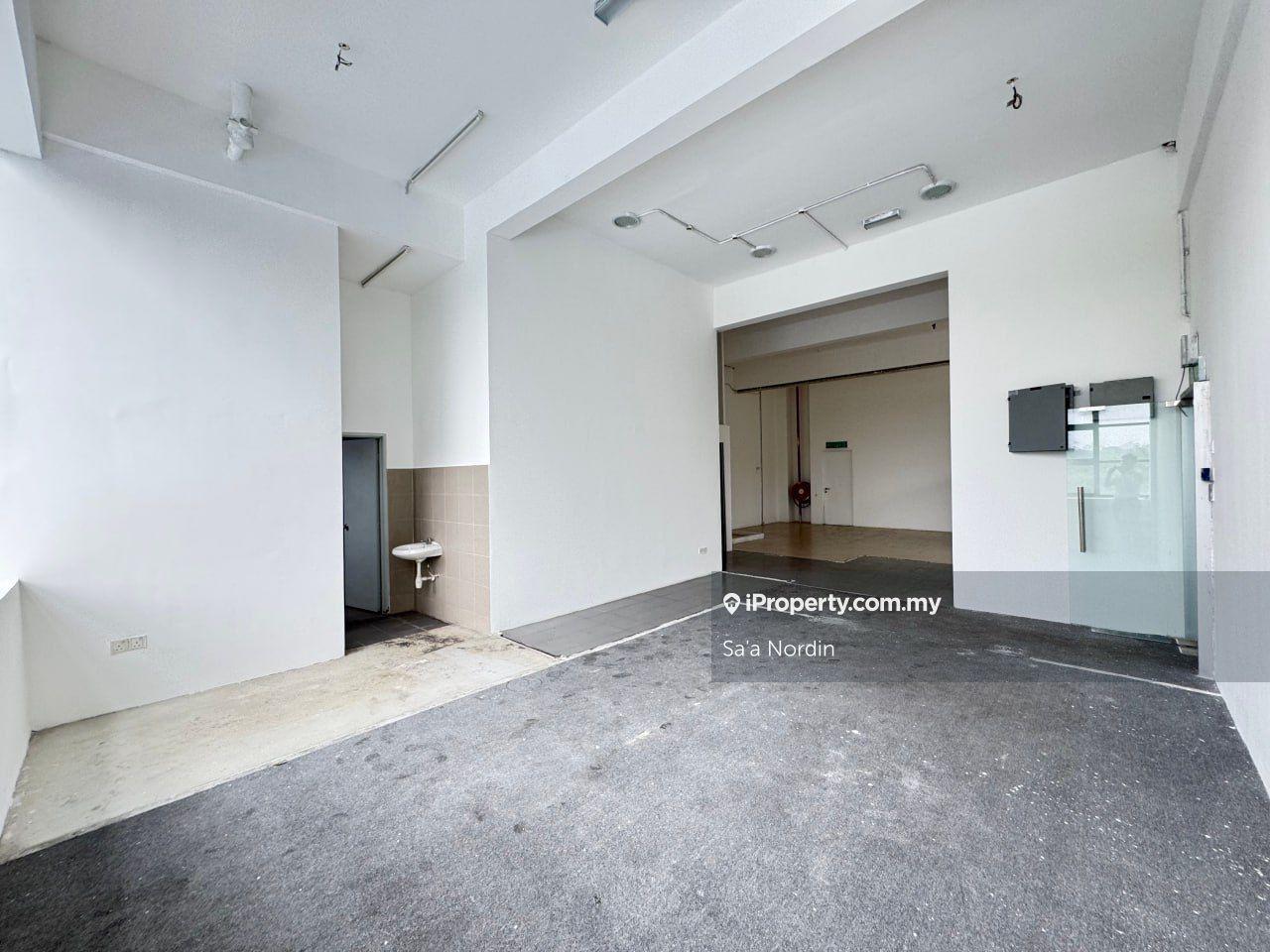 Semi-D Kilang untuk Dijual di U8, Bukit Jelutong Industrial Park, Shah Alam oleh Sa'a Nordin - iProperty.com.my