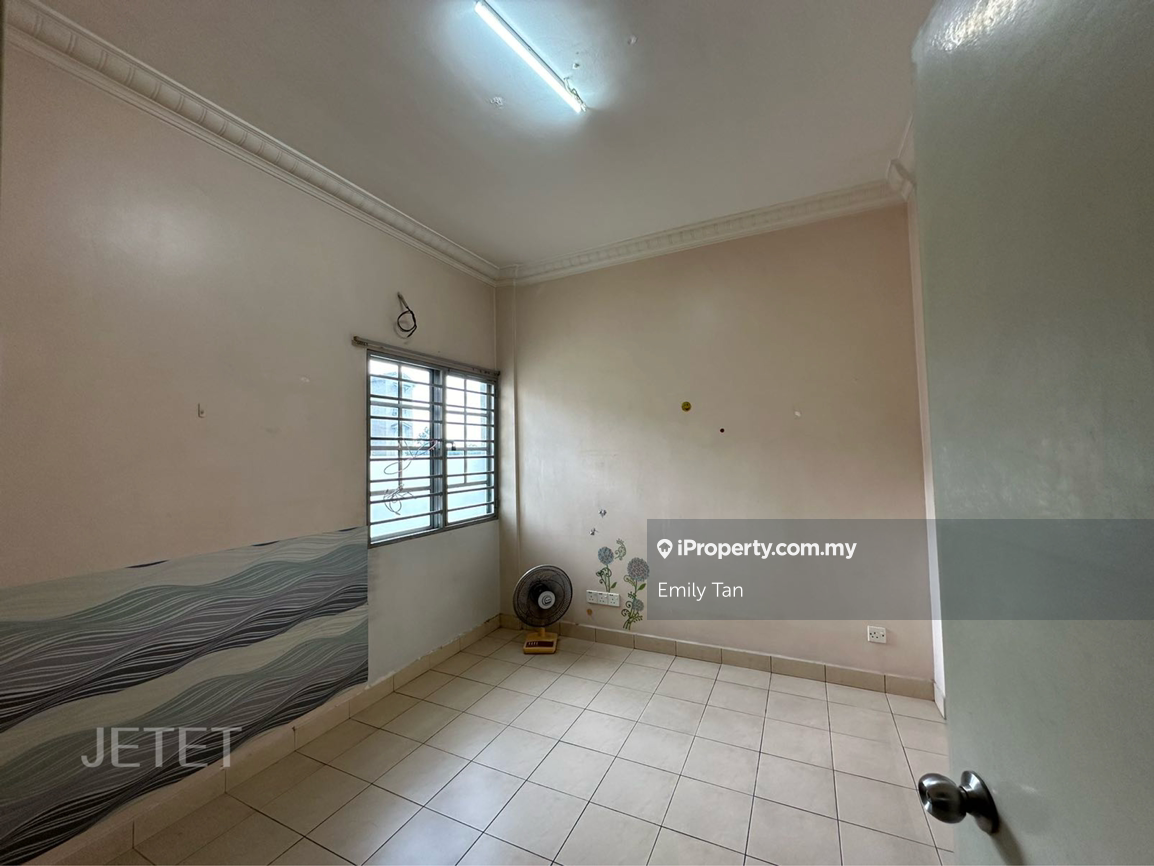 Apartment for Rent in Pangsapuri Kasuarina by Emily Tan - iProperty.com.my