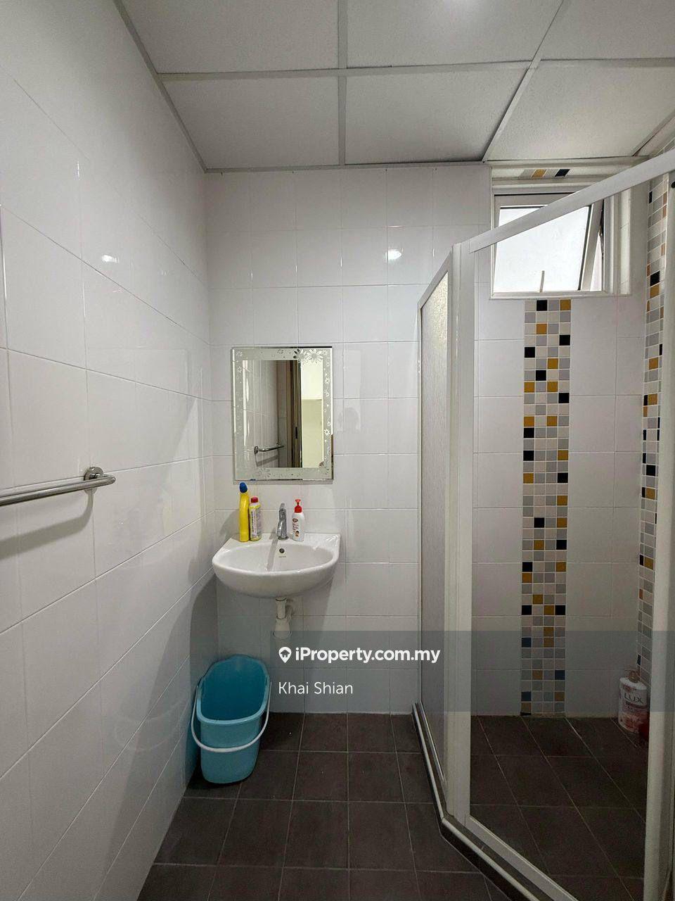 Condominium for Rent in Bayswater Resort Condominium by Khai Shian - iProperty.com.my