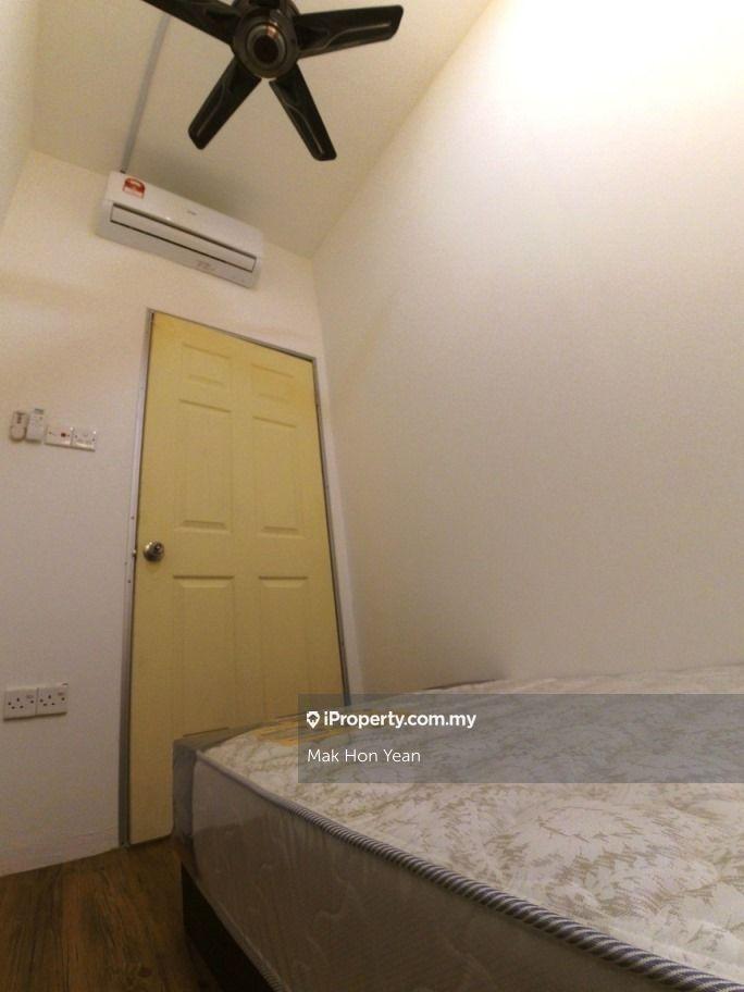 Condominium for Rent in La Vista Condominiums by Mak Hon Yean - iProperty.com.my