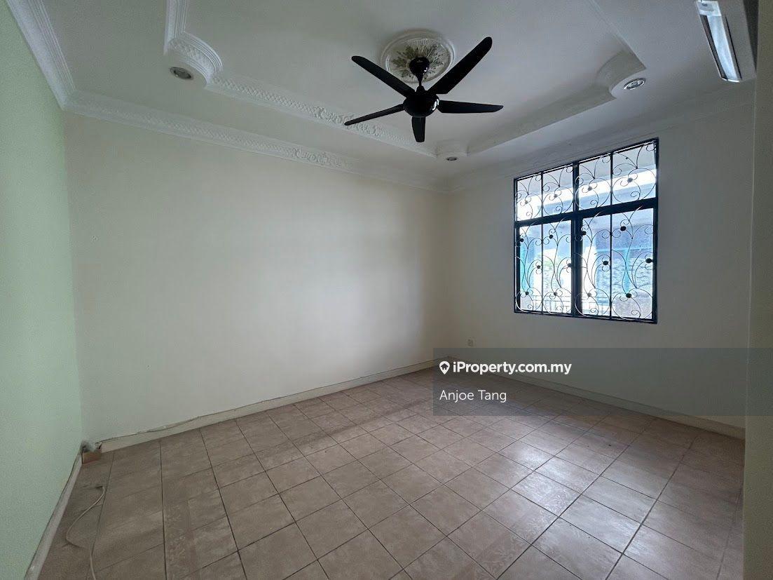 Bungalow House for Sale in Corner Unit Oncidium Heights, Shah Alam by Anjoe Tang - iProperty.com.my