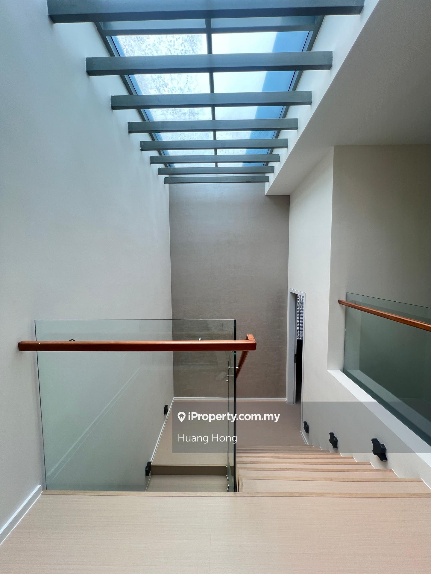 Rumah Berangkai 3 Tingkat untuk Dijual di Schubert, Symphony Hills, Cyberjaya oleh Huang Hong - iProperty.com.my