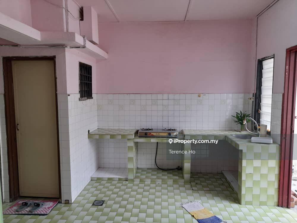 Rumah Berangkai 2 Tingkat untuk Dijual di SS14, Subang Jaya oleh Terence Ho - iProperty.com.my