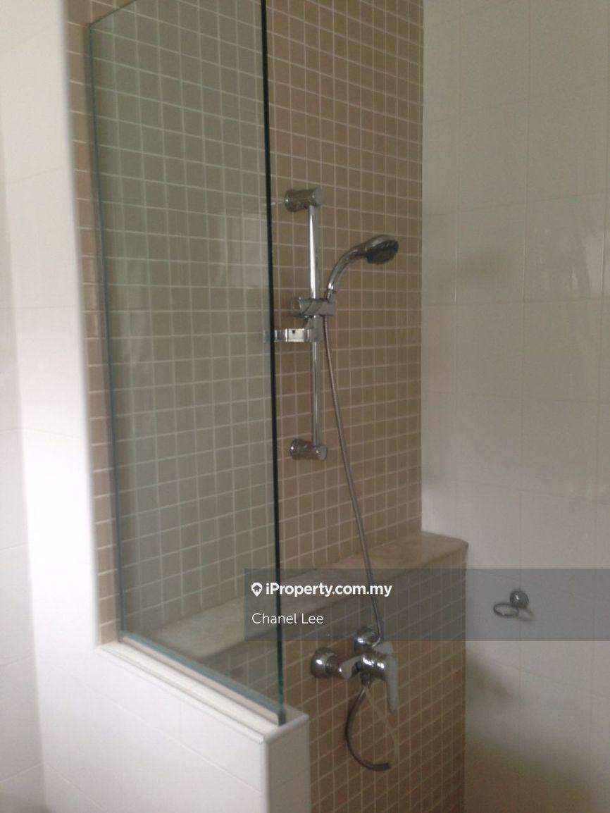 Rumah Berkembar untuk Dijual di Valencia, Sungai Buloh oleh Chanel Lee - iProperty.com.my