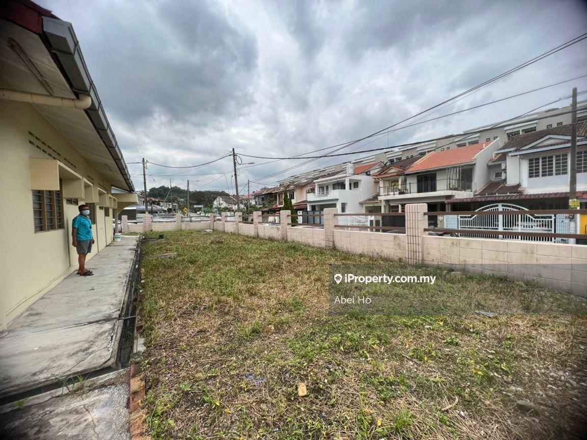 Semi-Detached House for Rent in Taman Jinma, Bukit Serdang., Seri Kembangan by Abel Ho - iProperty.com.my