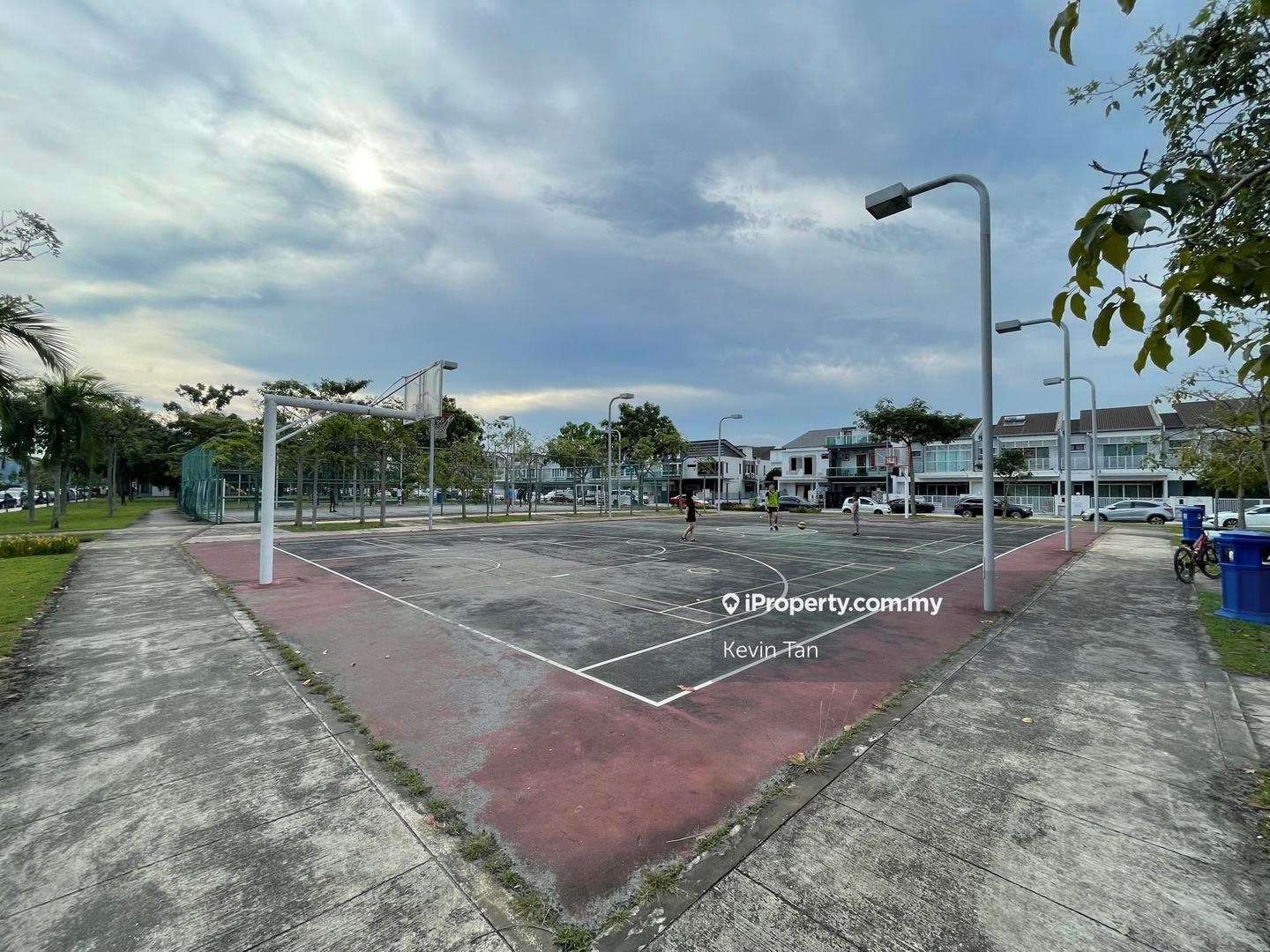 Rumah Berangkai 2.5 Tingkat untuk Dijual di Lakeside Residences, Puchong oleh Kevin Tan - iProperty.com.my