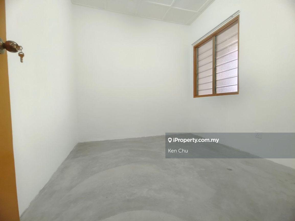 Flat for Sale in Pangsapuri Nusa Kurnia by Ken Chu - iProperty.com.my