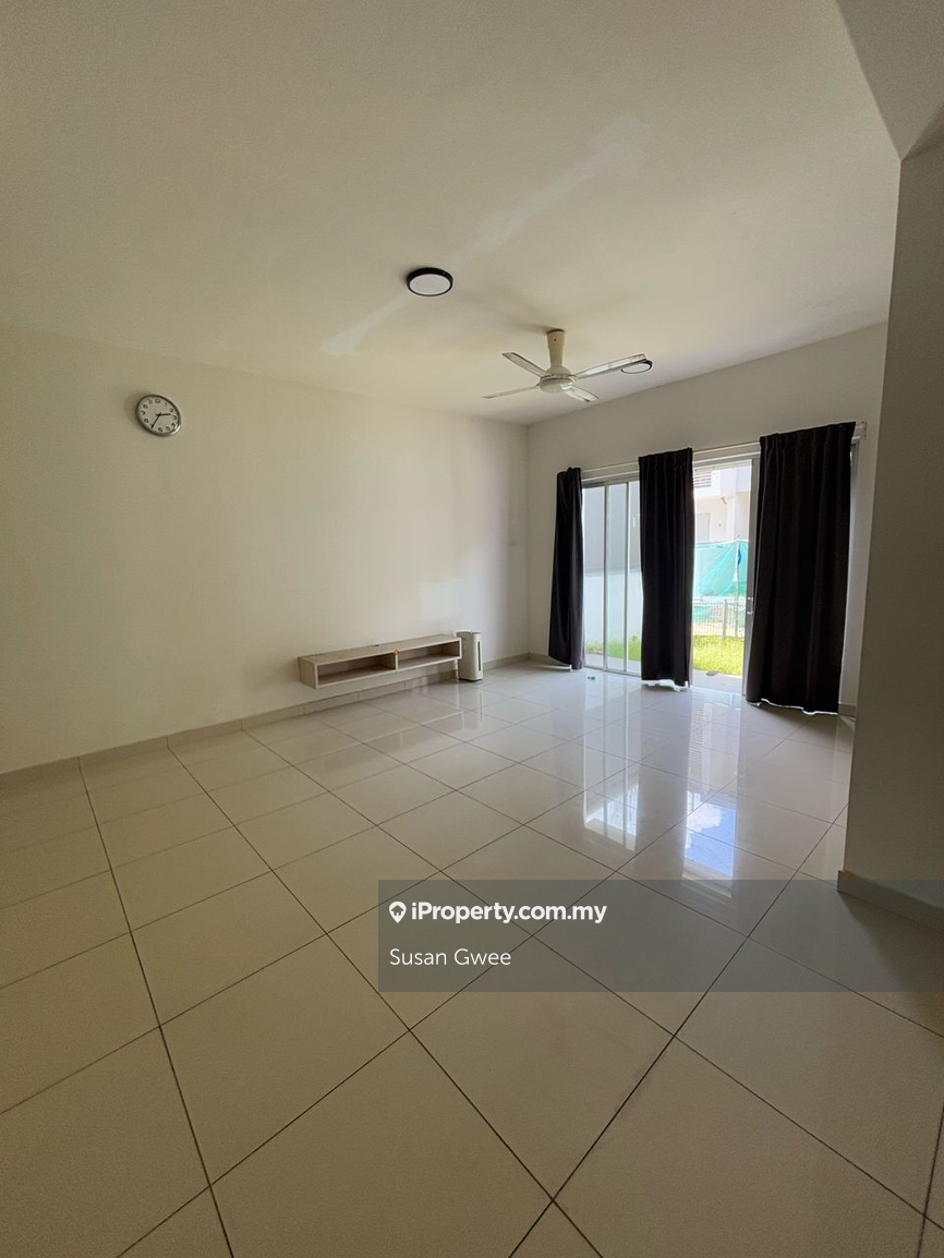 Rumah Berangkai 3 Tingkat untuk Dijual di Bandar Tropicana Aman, Telok Panglima Garang oleh Susan Gwee - iProperty.com.my