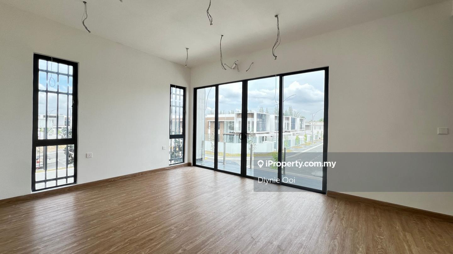 Rumah Berkembar untuk Dijual di TTDI Grove, Kajang oleh Dlynie Ooi - iProperty.com.my