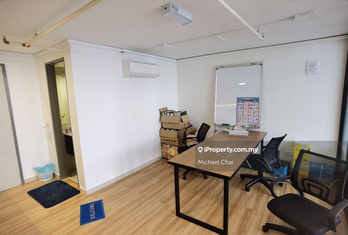 Service Residence for Sale in Pinnacle Petaling Jaya by Michael Chai - iProperty.com.my