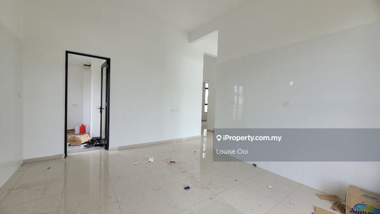 Bungalow House for Sale in Bandar Puncak Alam, Puncak Alam by Louise Ooi - iProperty.com.my