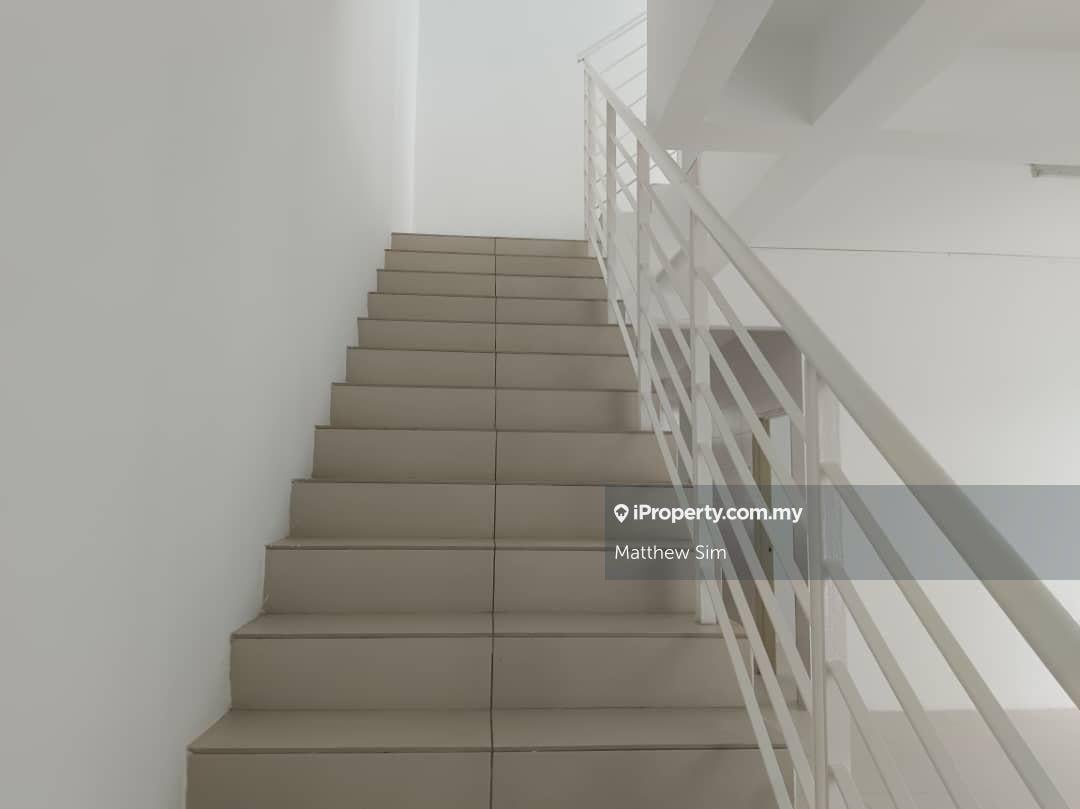 Semi-Detached House for Sale in Bandar Saujana Putra, Jenjarom by Matthew Sim - iProperty.com.my