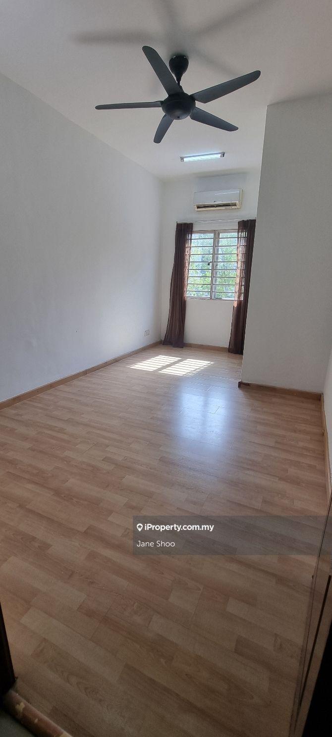 Rumah Berangkai 3 Tingkat untuk Dijual di Bukit Jalil, Kuala Lumpur oleh Jane Shoo - iProperty.com.my