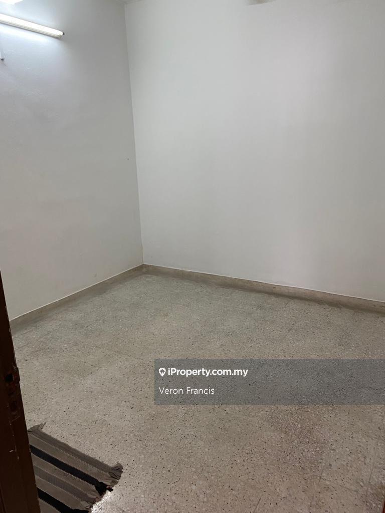 1-storey Terraced House for Sale in Kelana Jaya, Petaling Jaya by Veron Francis - iProperty.com.my