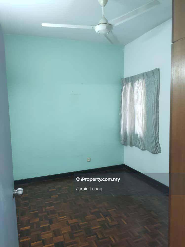 Pangsapuri untuk Dijual di Putra Apartment oleh Jamie Leong - iProperty.com.my