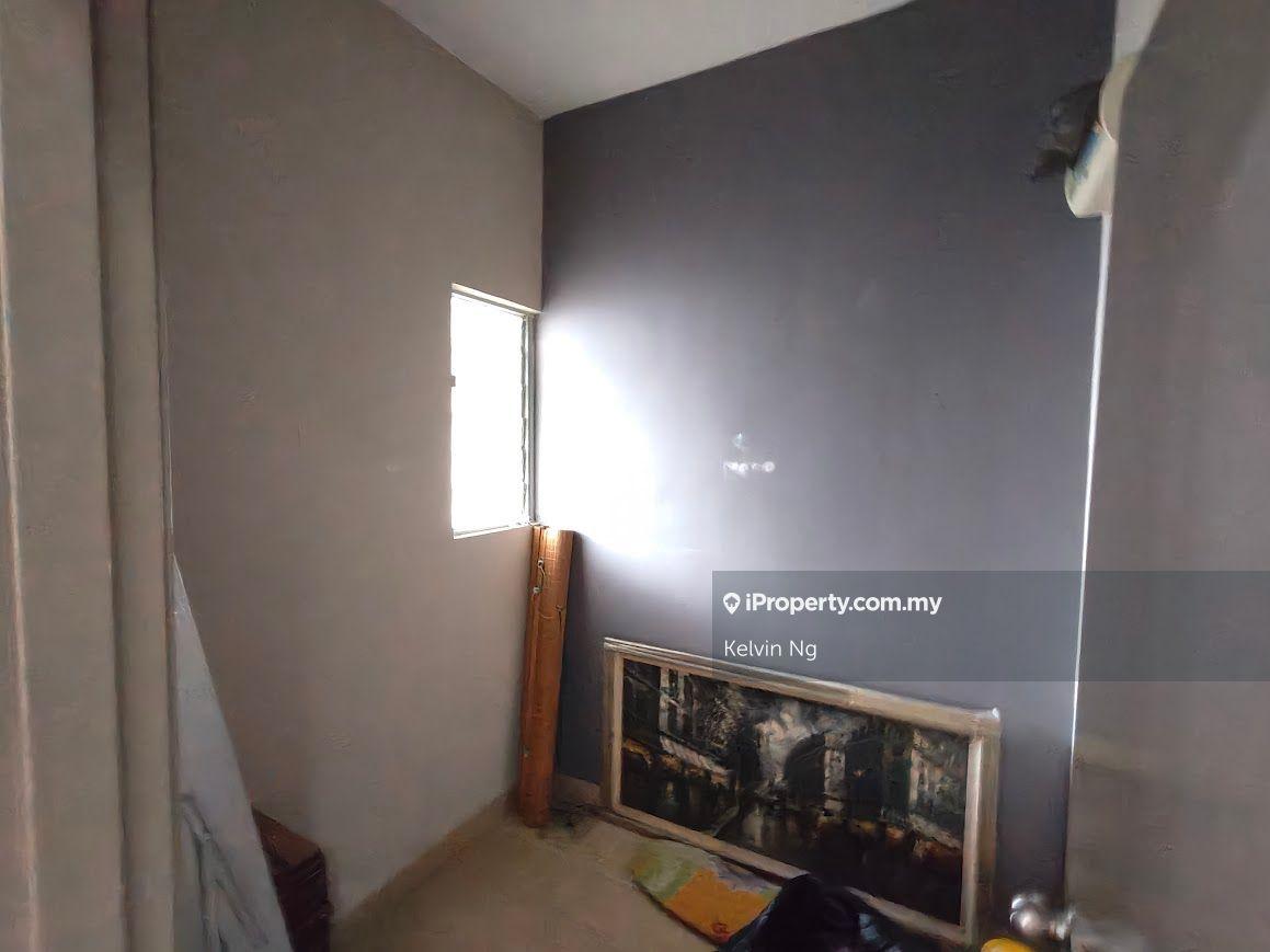 Kondominium untuk Dijual di Aman Heights Condominium oleh Kelvin Ng - iProperty.com.my