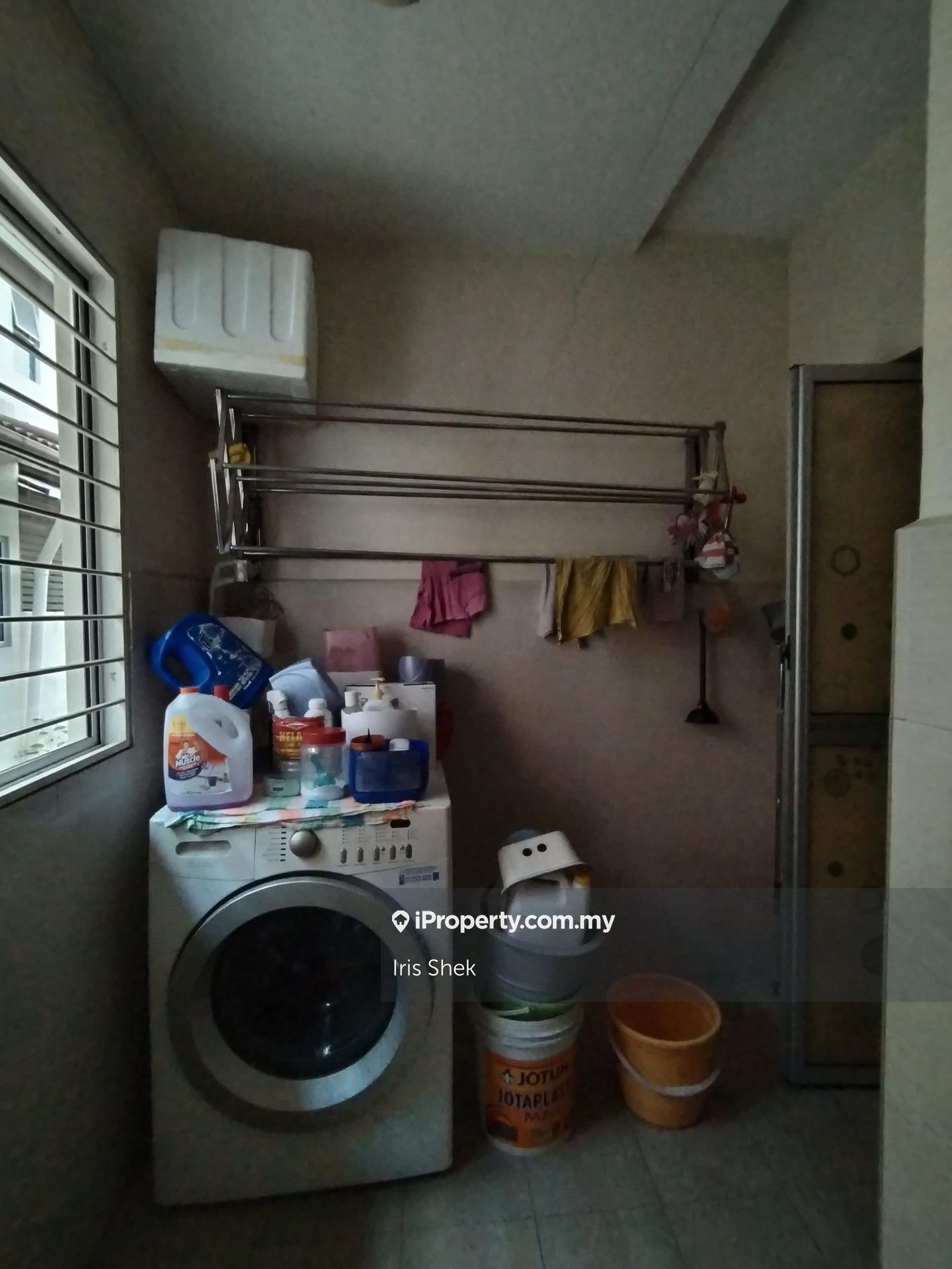 Rumah Berangkai 2 Tingkat untuk Disewa di Bayu,Indah residence, Damai Residences, Canal, Shah Alam oleh Iris Shek - iProperty.com.my