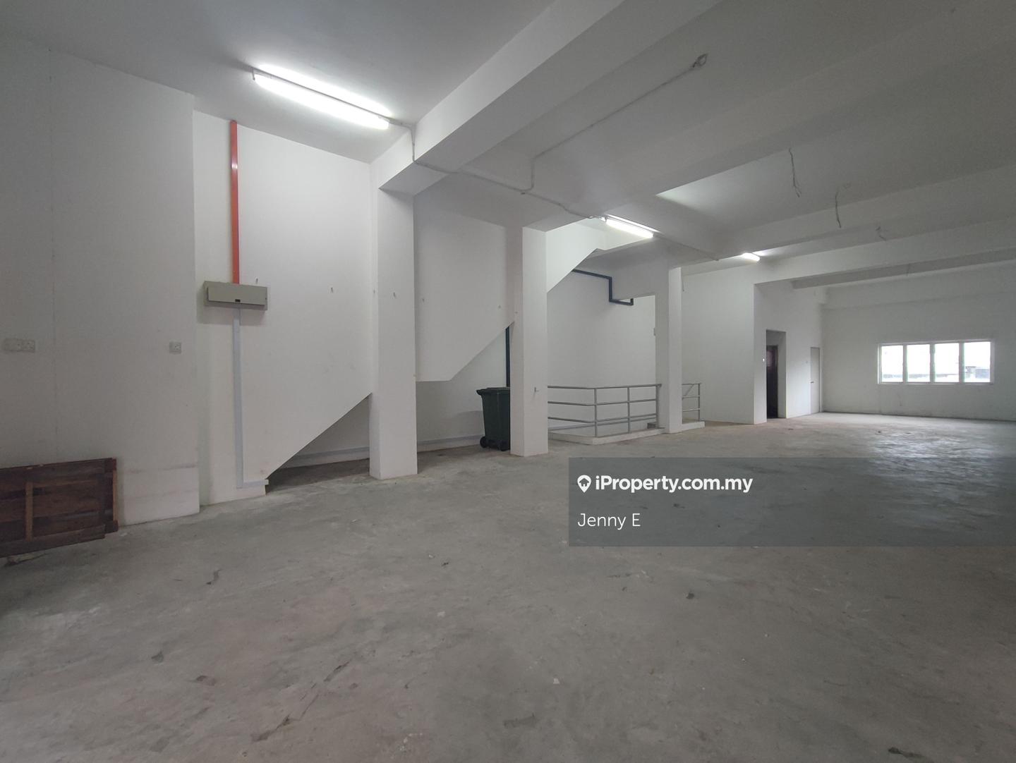 Shop for Sale in Taman Bukit Serdang, Seri Kembangan, Seri Kembangan by Jenny E - iProperty.com.my