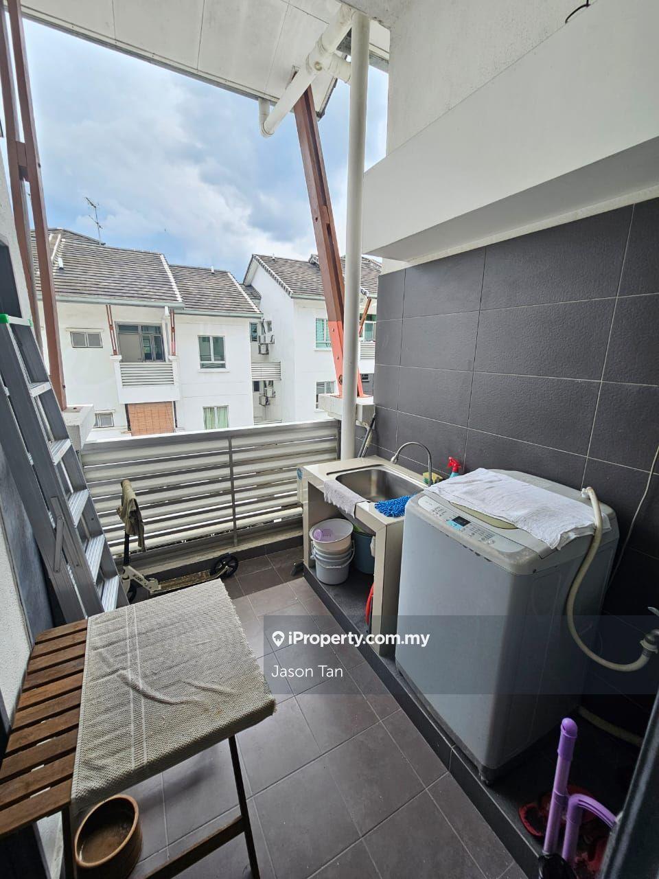 Kondominium untuk Dijual di Bayan Villa, Seri Kembangan oleh Jason Tan - iProperty.com.my