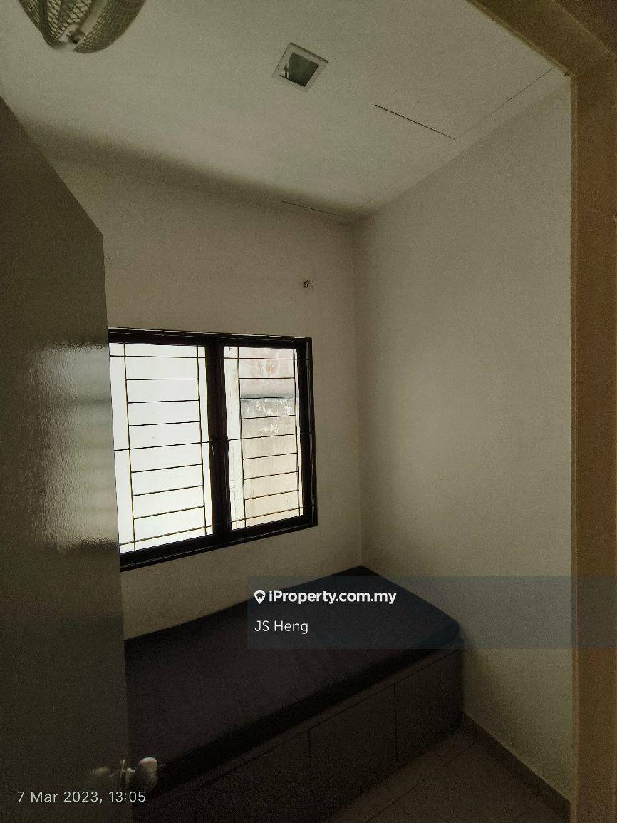 3-storey Terraced House for Sale in Perdana Residence 2, Batu Caves by JS Heng - iProperty.com.my