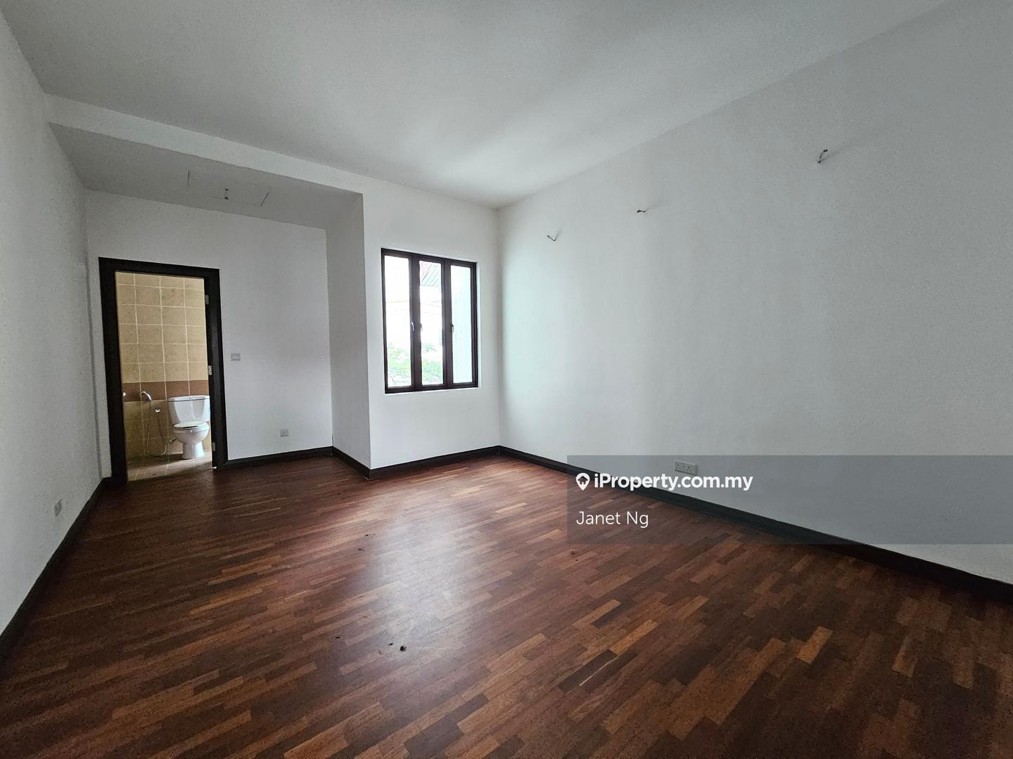 Rumah Berkembar untuk Dijual di Subang Jaya, Selangor oleh Janet Ng - iProperty.com.my