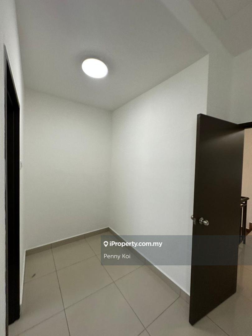 Rumah Berangkai 2 Tingkat untuk Dijual di Taman Sri Penawar, Pengerang oleh Penny Koi - iProperty.com.my