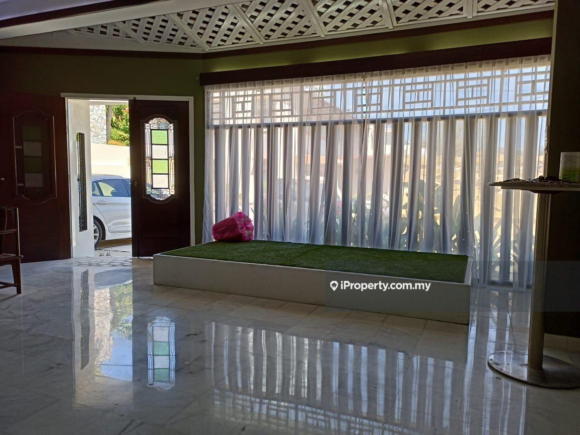 Bungalow House for Sale in Tanjung Bungah, Penang by Ederic J. Low - iProperty.com.my