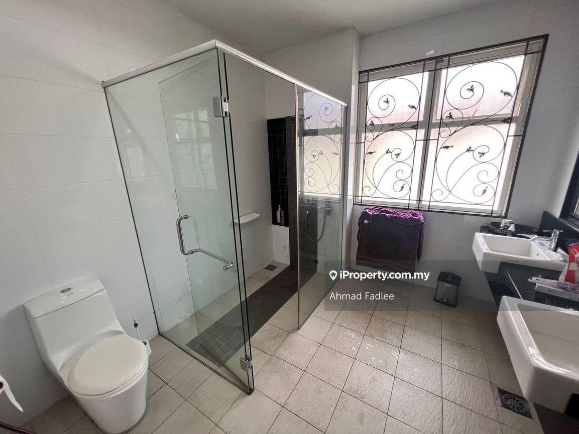 Banglo untuk Dijual di Kayangan Heights, Shah Alam oleh Ahmad Fadlee - iProperty.com.my