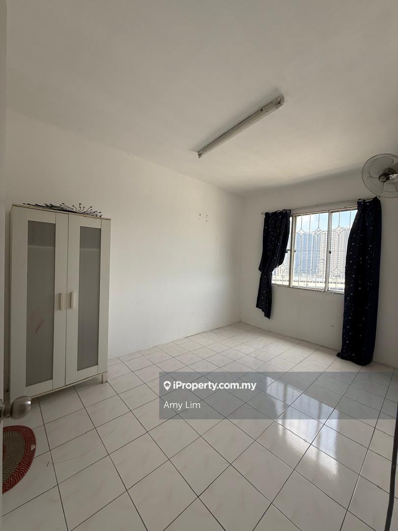 Apartment for Sale in Vista Pinggiran Apartment by Amy Lim - iProperty.com.my