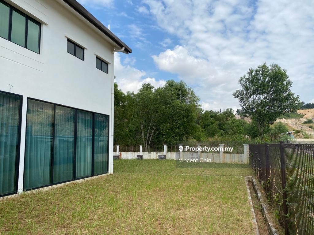 Rumah Berkembar untuk Dijual di Bandar Nusa Rhu, Shah Alam oleh Vincent Chin - iProperty.com.my