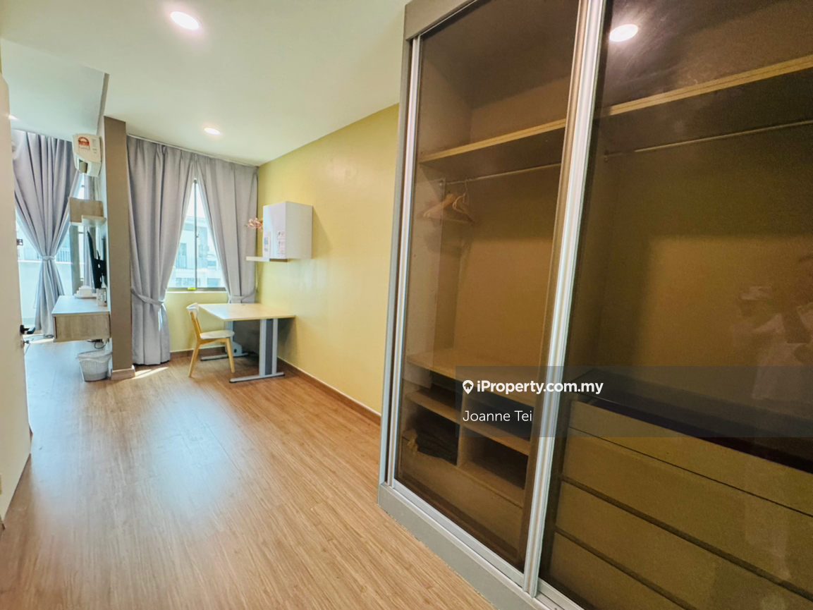 Rumah Berangkai 3 Tingkat untuk Dijual di Lake Point Residence, Cyberjaya oleh Joanne Tei - iProperty.com.my