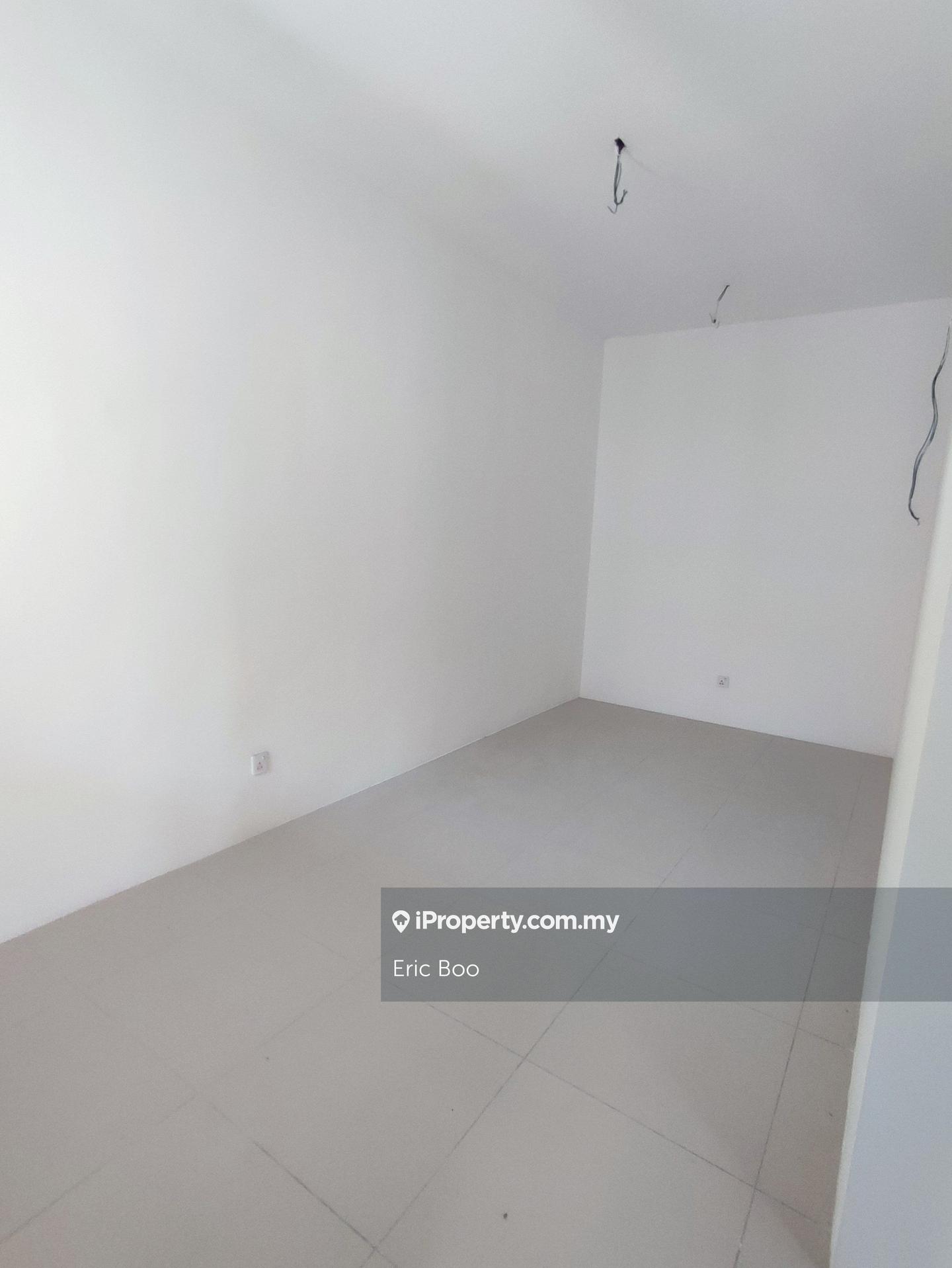 Semi-Detached House for Sale in Double Storey SemiD Hijauan Hills, Simpang Ampat by Eric Boo - iProperty.com.my