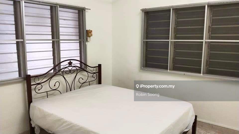 Semi-Detached House for Sale in Ujong Pasir, Melaka by Robin Soong - iProperty.com.my