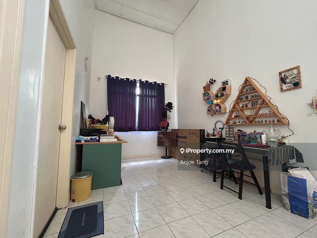 2-storey Terraced House for Sale in Corner unit Sri Suria, Shah Alam by Anjoe Tang - iProperty.com.my