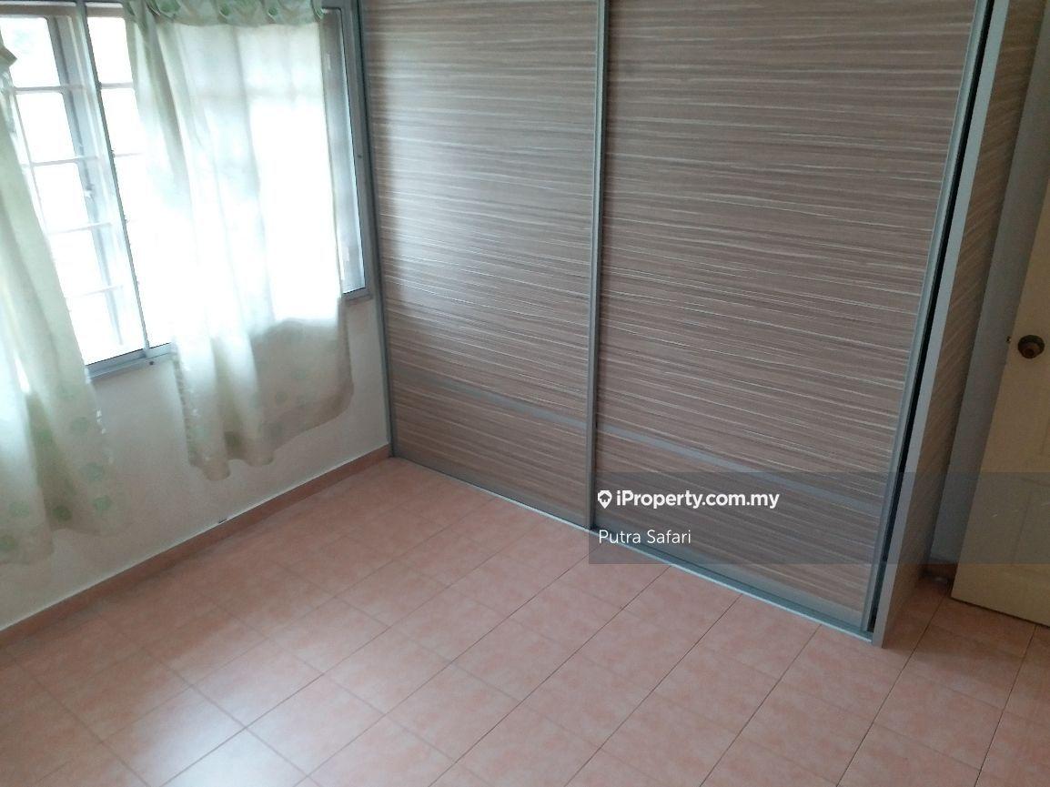 Semi-Detached House for Sale in sek 9, seksyen 9, shah alam, sec 9, section 9, Shah Alam by Putra Safari - iProperty.com.my