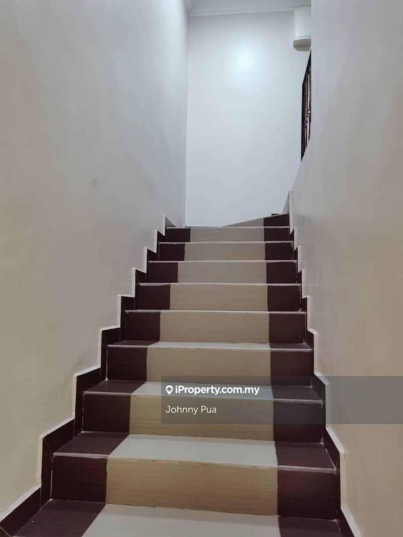 Rumah Berangkai 2 Tingkat untuk Dijual di Taman Subang Indah, Sunway oleh Johnny Pua - iProperty.com.my