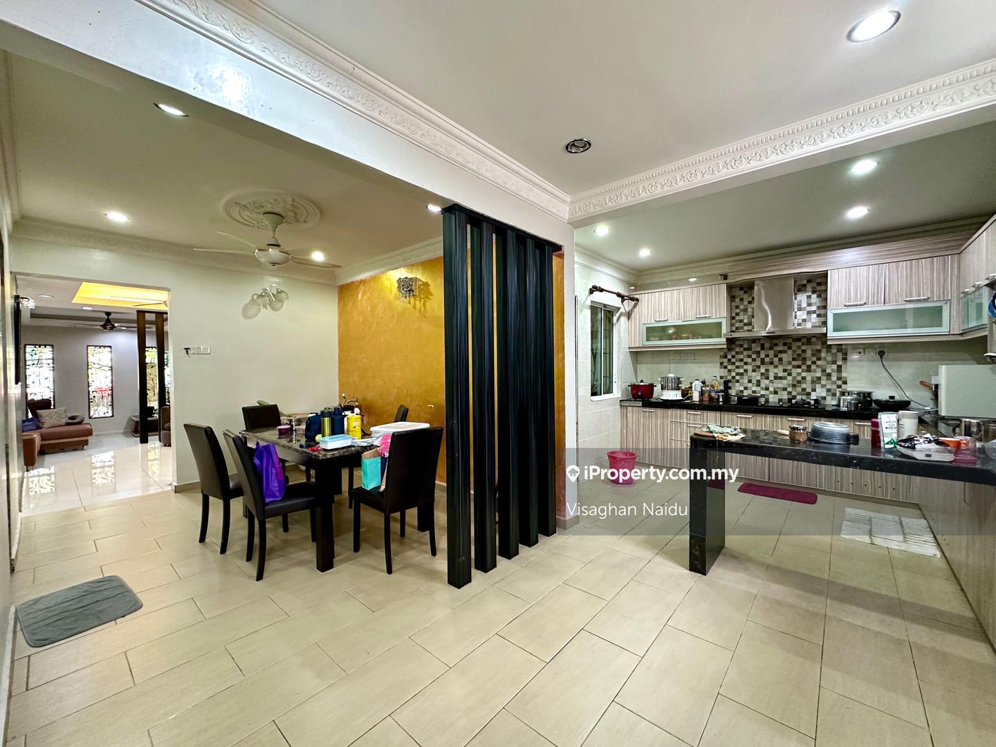 Rumah Berkembar untuk Dijual di Bandar Country Homes, Rawang oleh Visaghan Naidu - iProperty.com.my
