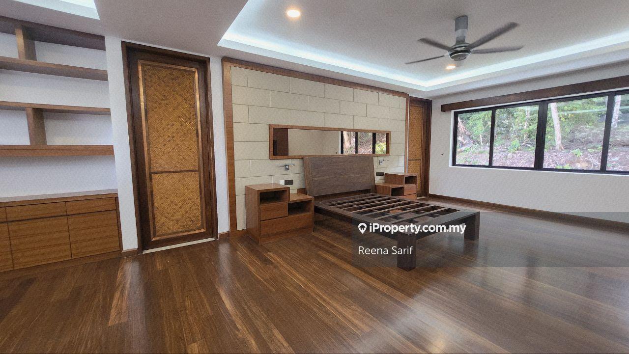 Bungalow House for Sale in Corner Bungalow Seksyen 8 Kota Damansara, Kota Damansara by Reena Sarif - iProperty.com.my