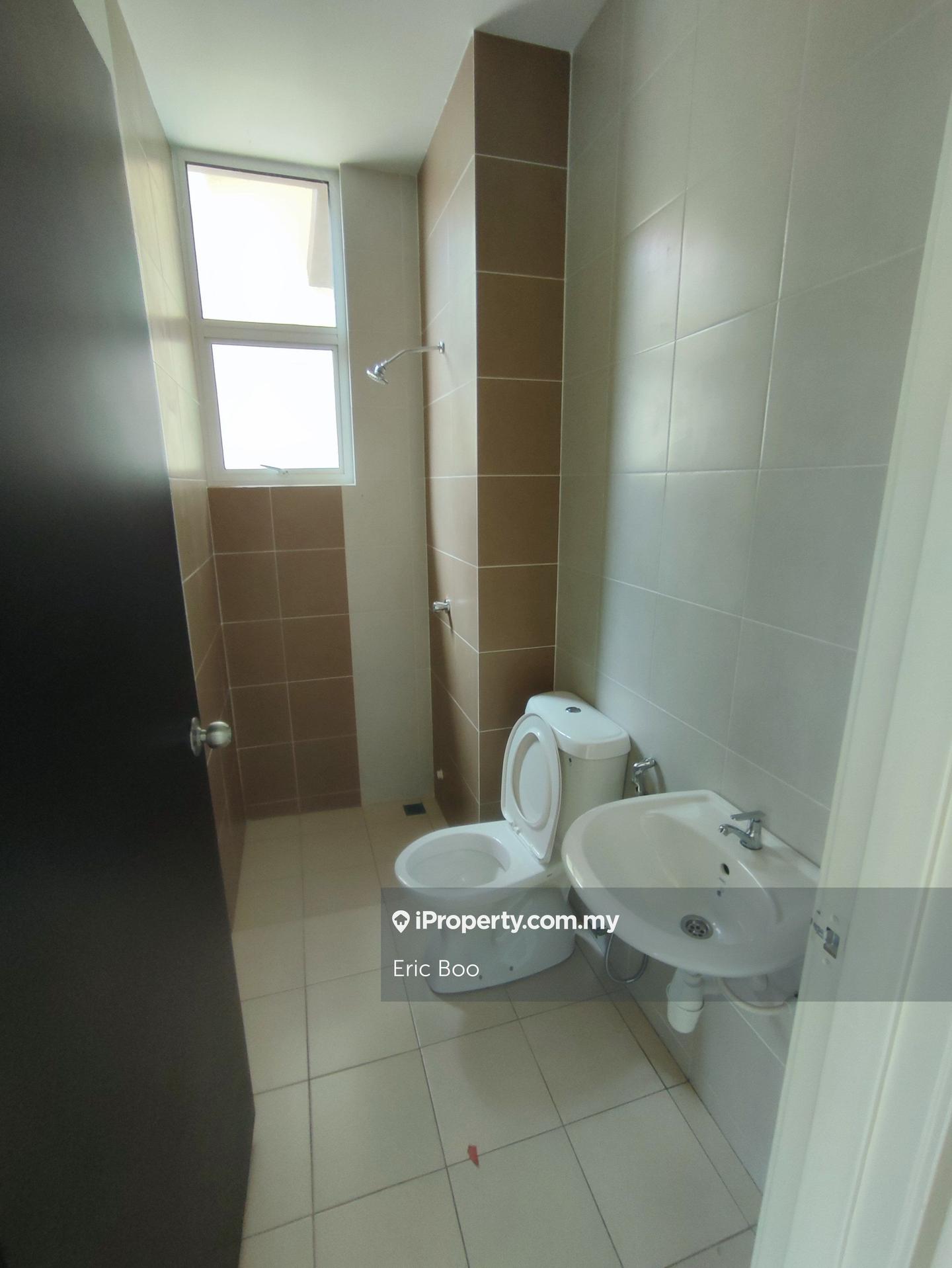 Semi-Detached House for Sale in 2 Storey SemiD Hijauan Hills, Simpang Ampat by Eric Boo - iProperty.com.my