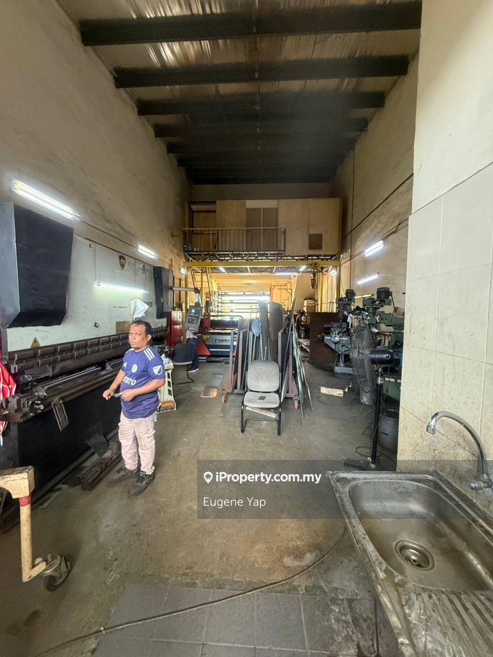 Kilang Teres untuk Dijual di Bukit Kemuning , Seksyen 34 @ Shah Alam, Shah Alam oleh Eugene Yap - iProperty.com.my