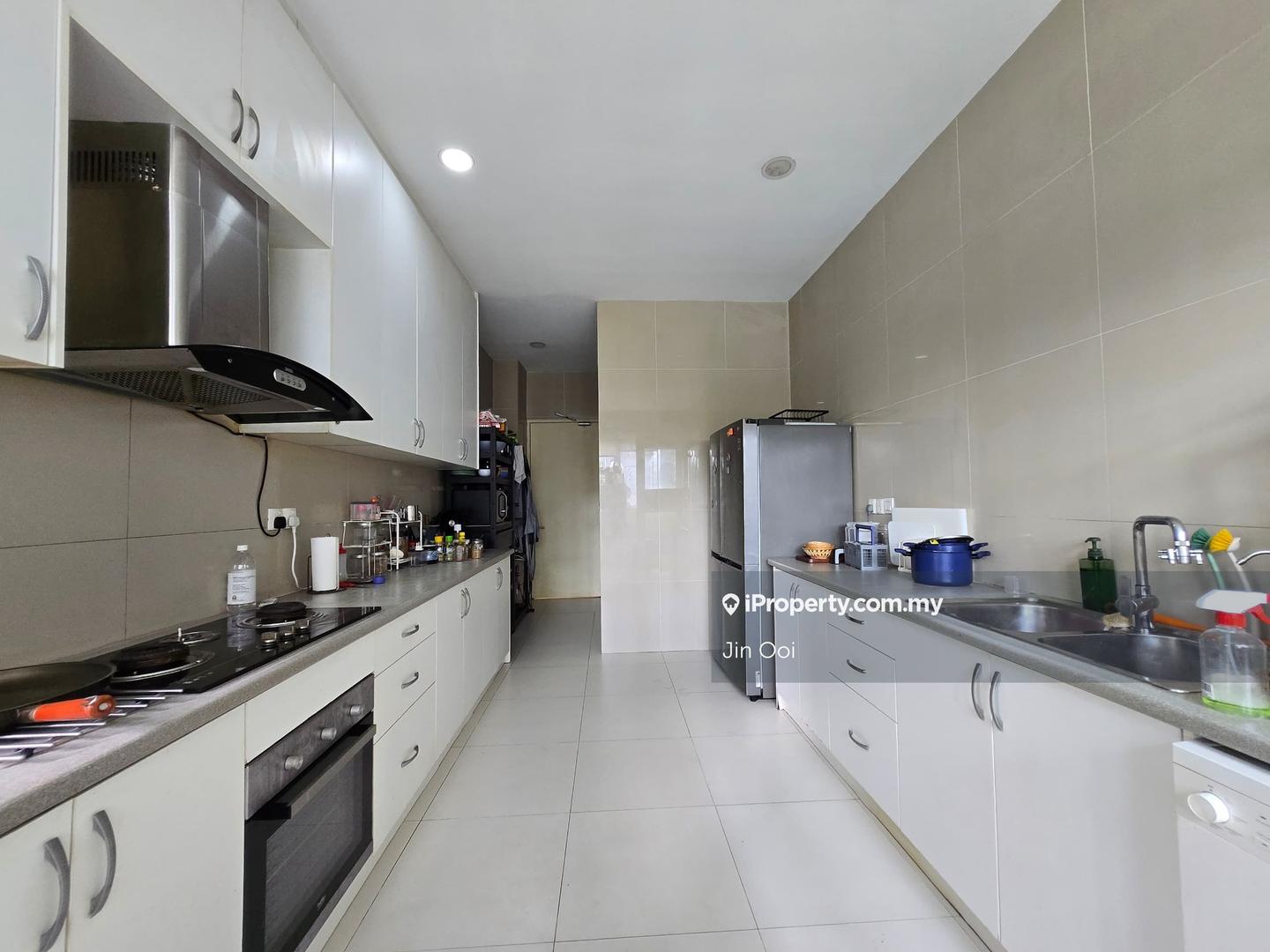 Kondominium untuk Dijual di Desa Eight oleh Jin Ooi - iProperty.com.my