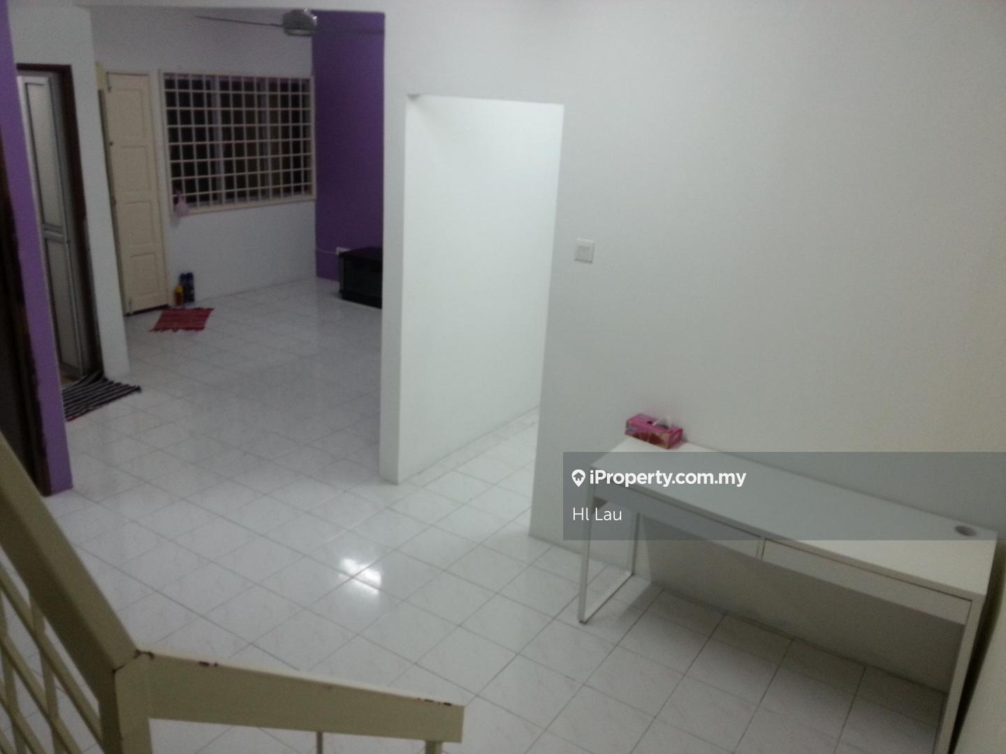 Rumah Berkembar untuk Dijual di 2 Sty Cluster Semi D Taman Putra Perdana 5 Puchong, Puchong oleh Hl Lau - iProperty.com.my
